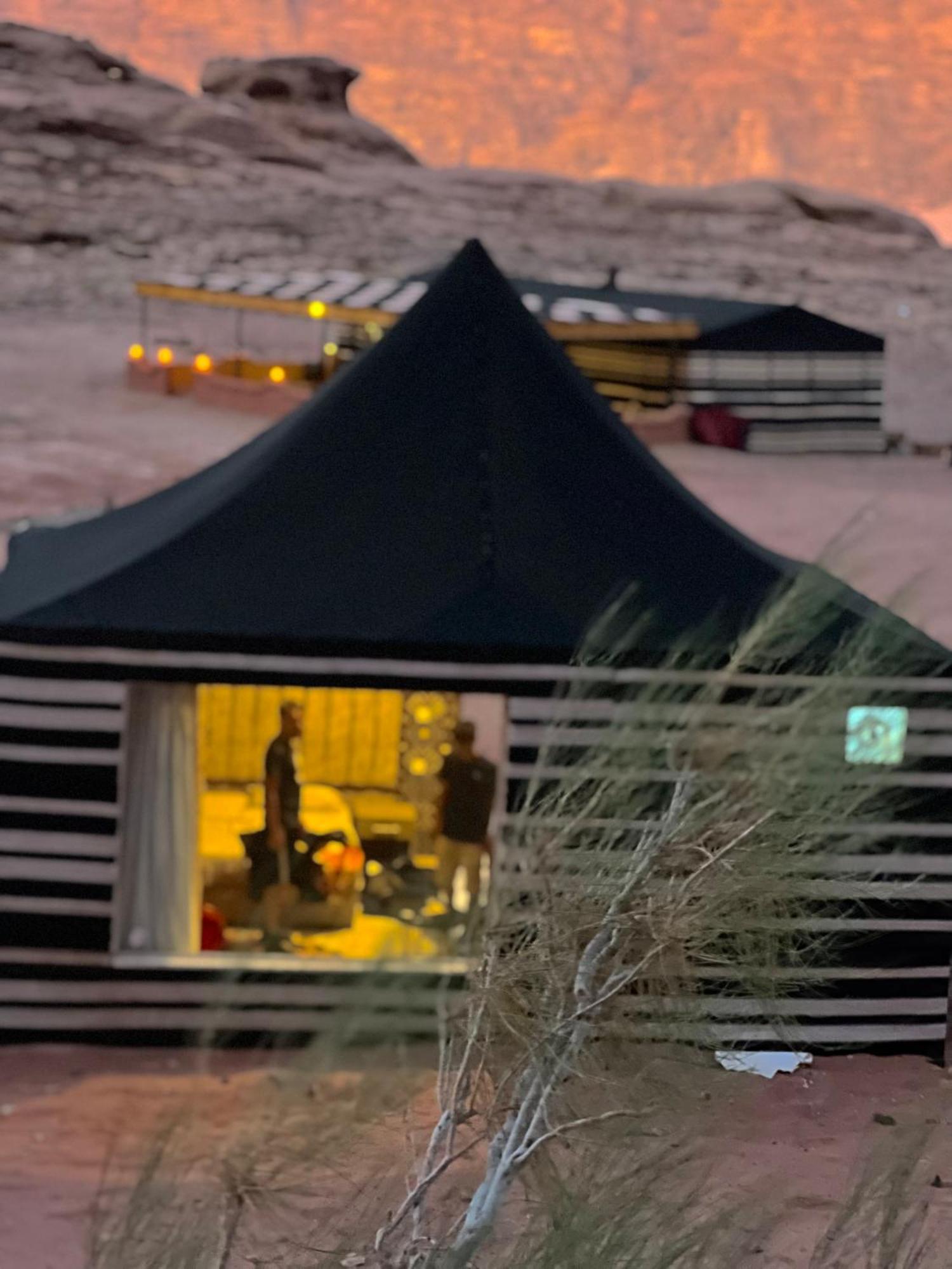 Rum Mountain Luxury Camp Aparthotel Wadi Rum Exterior photo